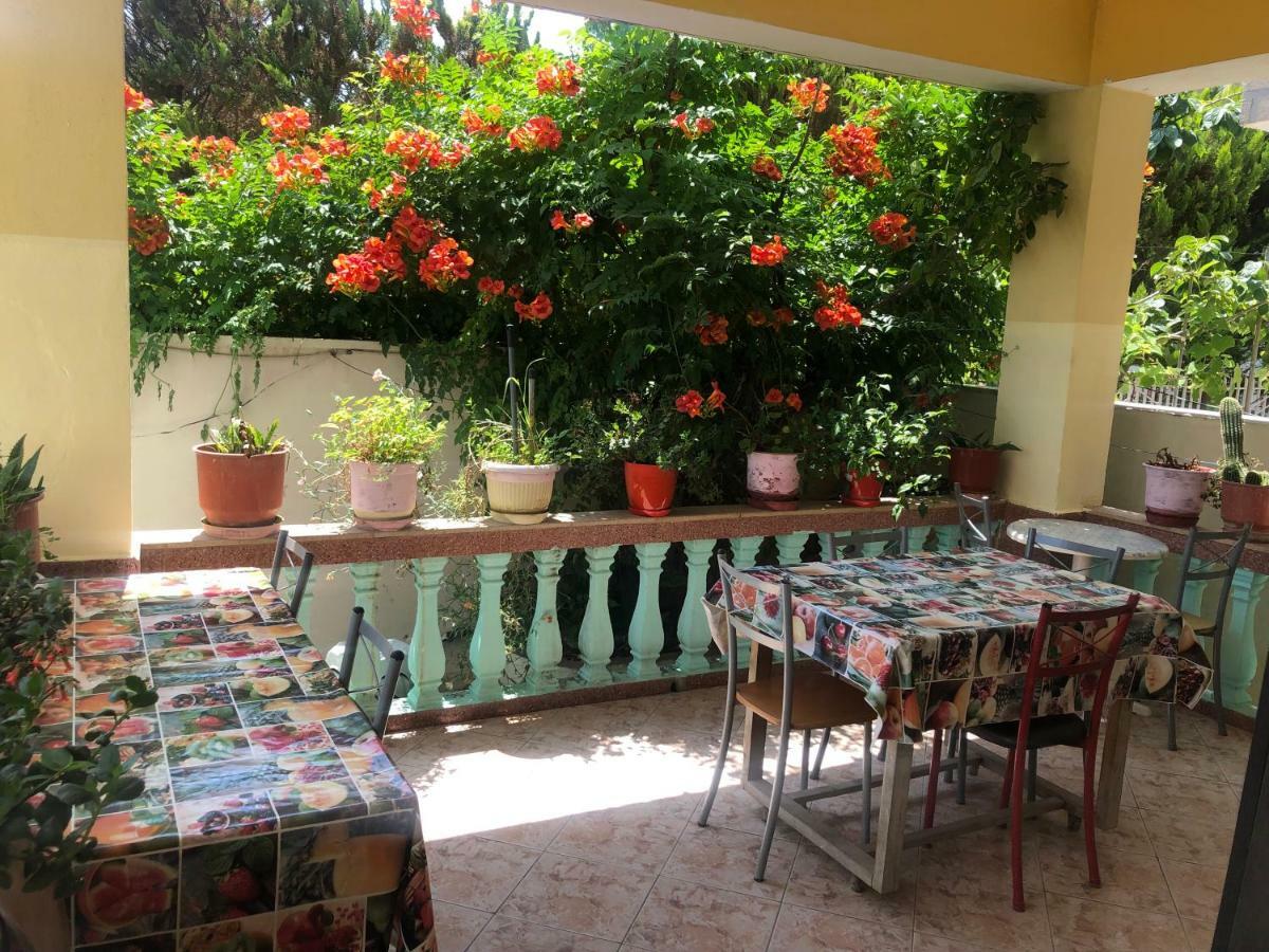 Guest House Murati ดูร์เรส ภายนอก รูปภาพ