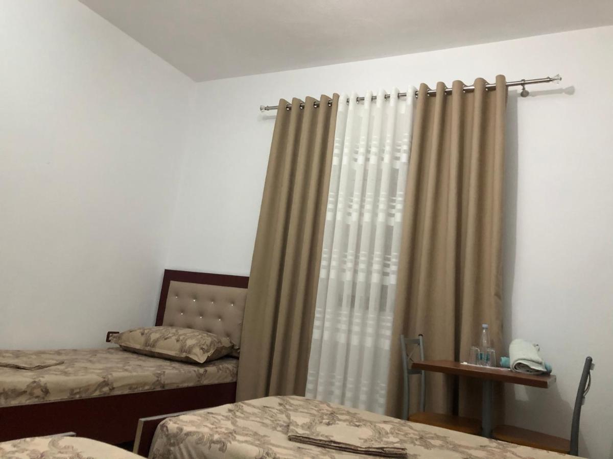 Guest House Murati ดูร์เรส ภายนอก รูปภาพ
