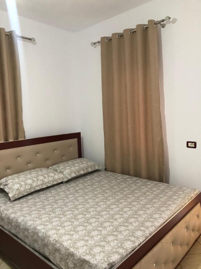 Guest House Murati ดูร์เรส ภายนอก รูปภาพ