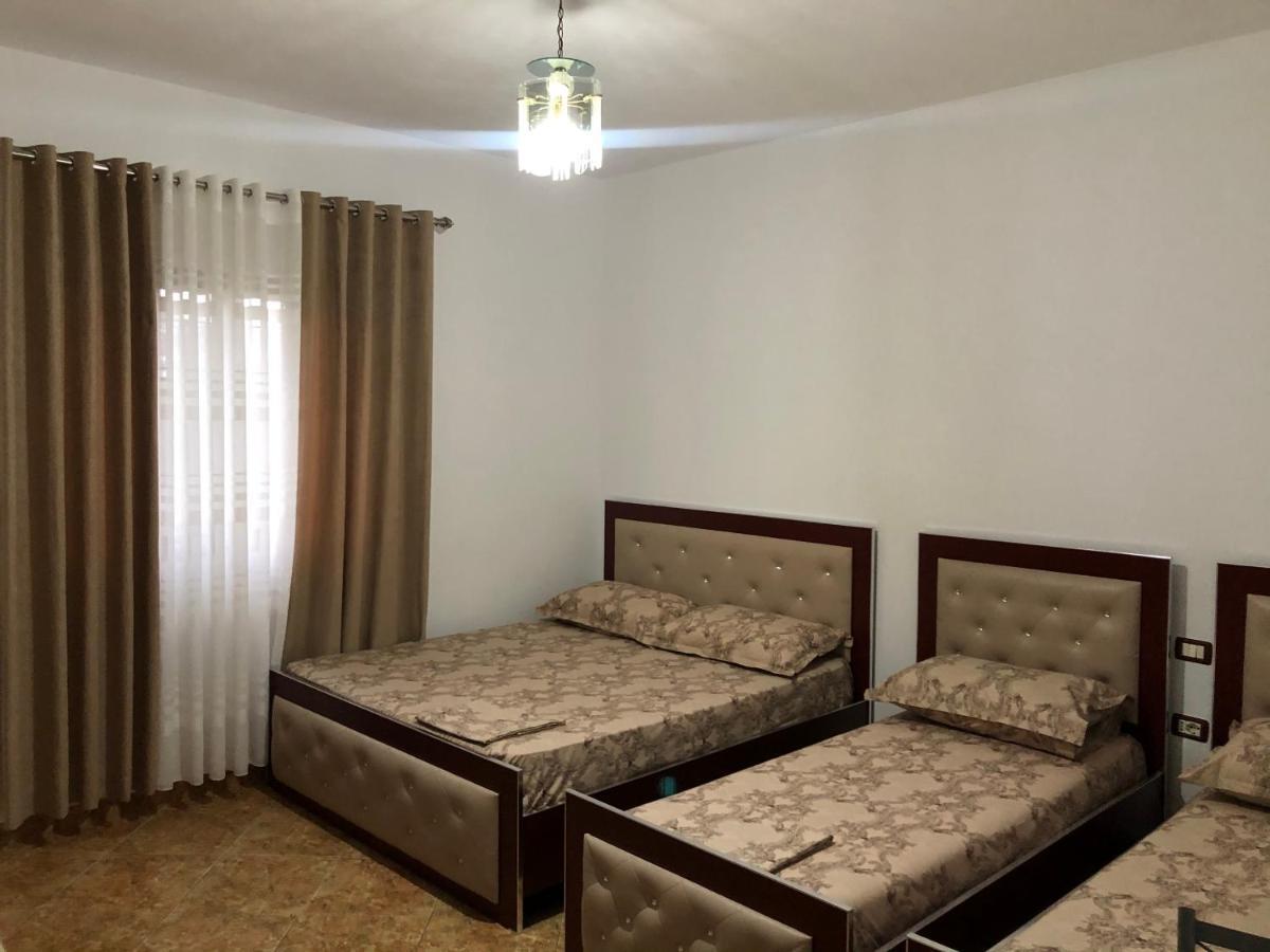 Guest House Murati ดูร์เรส ภายนอก รูปภาพ