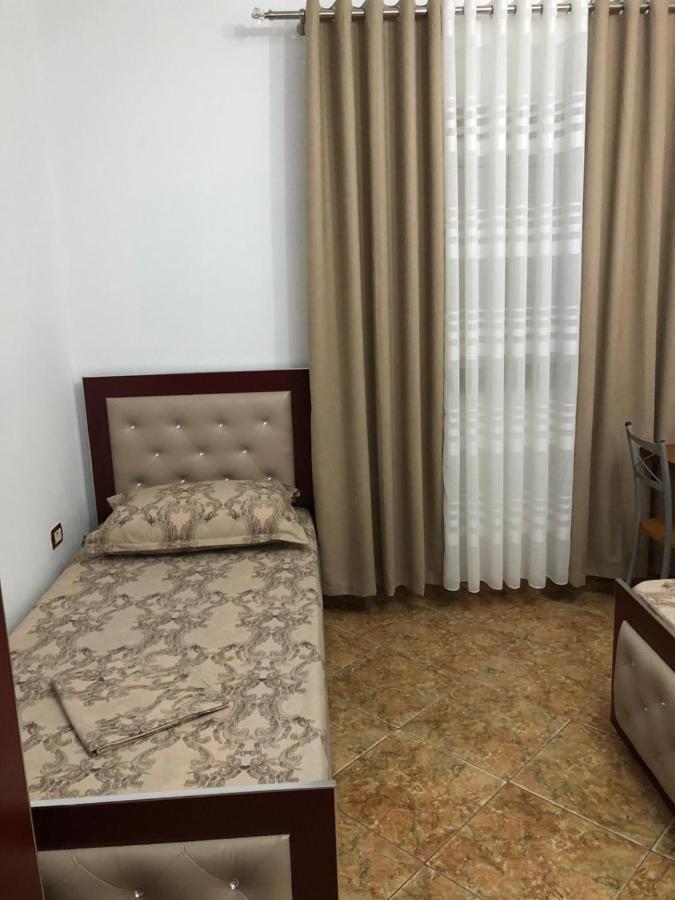 Guest House Murati ดูร์เรส ภายนอก รูปภาพ