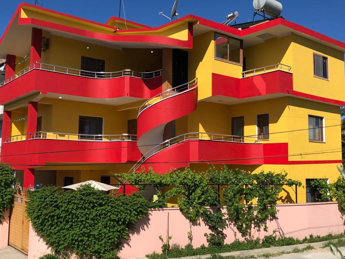 Guest House Murati ดูร์เรส ภายนอก รูปภาพ